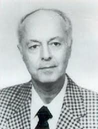 دز باز شد ودر میان بهت و نا باوری " رفیق " طبری را دبدم که در چهار چوب در ایستاده است 