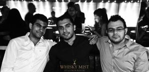 تبلیغ ویسکی  و بارهای شبانه به جای نماز سب  ادعایی حزب الله 